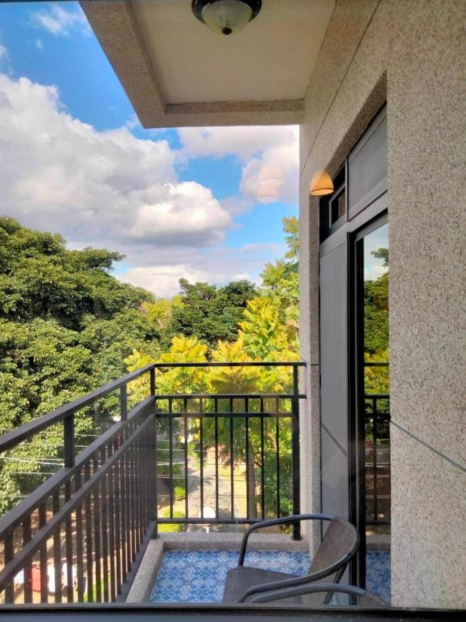 910 Hostel 城南館-自助入住 Юйли Экстерьер фото